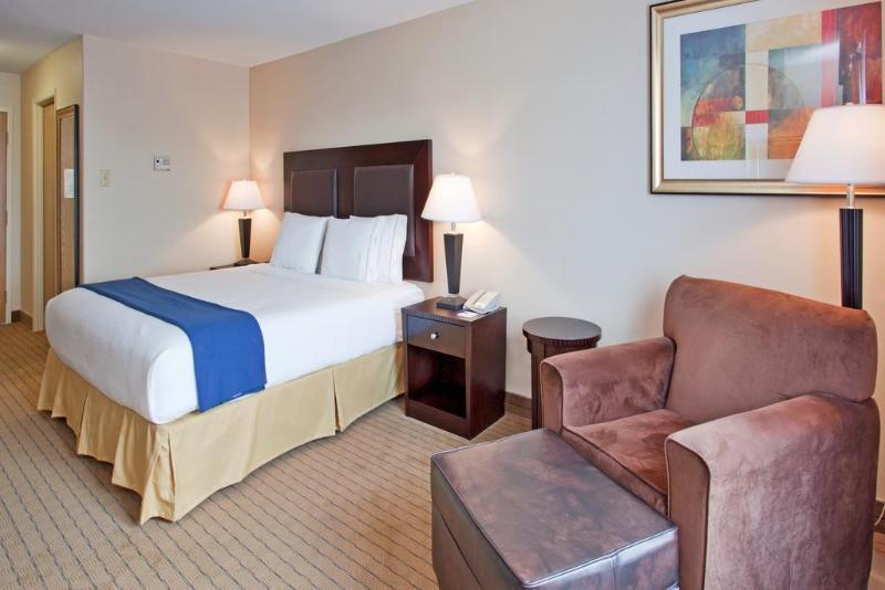 Holiday Inn Express Hotel & Suites Swift Current By Ihg Phòng bức ảnh